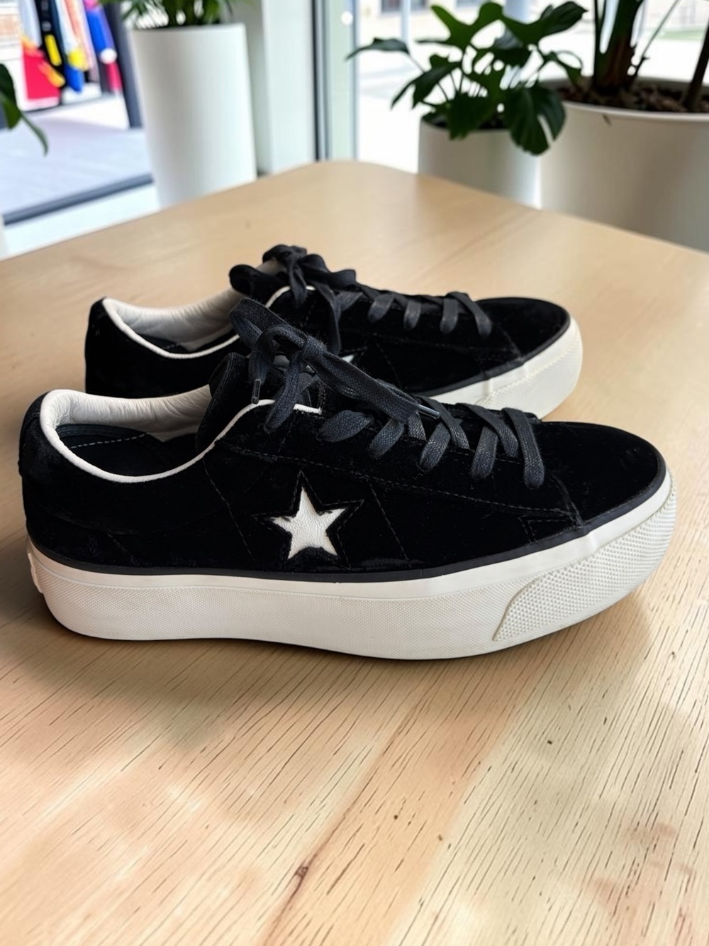 Converse Black Velvet One Star Platform Women's Sneakers